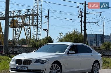 Седан BMW 7 Series 2012 в Львові