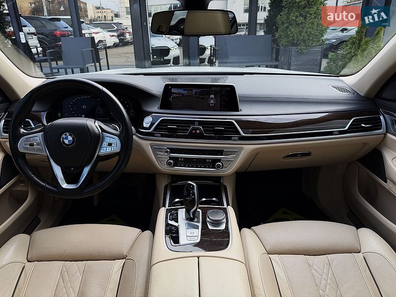 Седан BMW 7 Series 2019 в Киеве