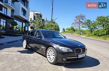 Седан BMW 7 Series 2010 в Ужгороде