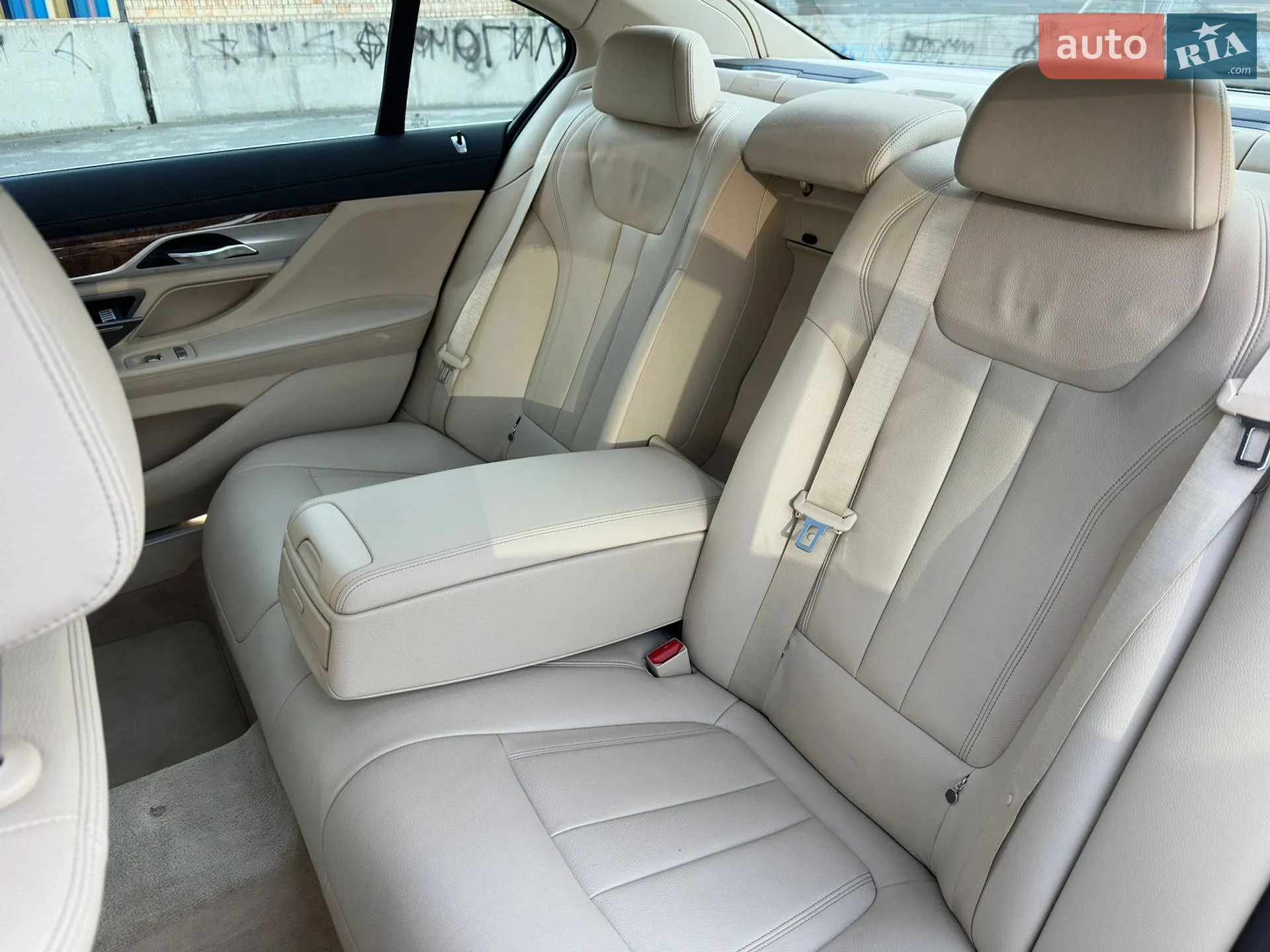 2017 BMW 7er - мініатюра 23