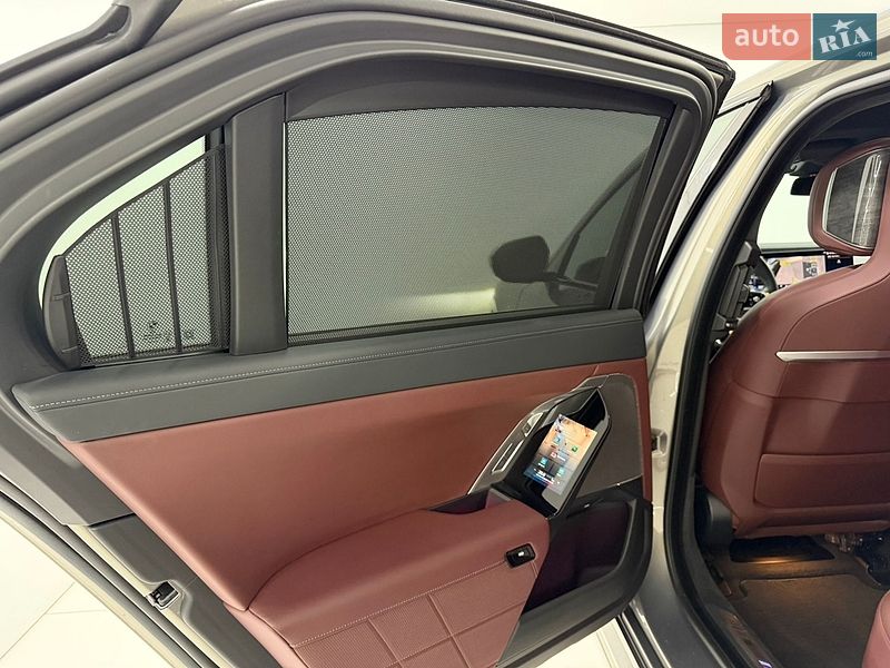 Седан BMW 7 Series 2024 в Одессе