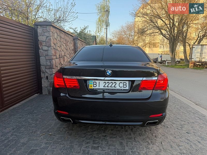 Седан BMW 7 Series 2011 в Лубнах