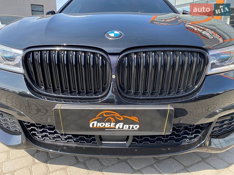 Седан BMW 7 Series 2017 в Львове