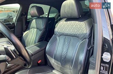 Седан BMW 7 Series 2017 в Львове