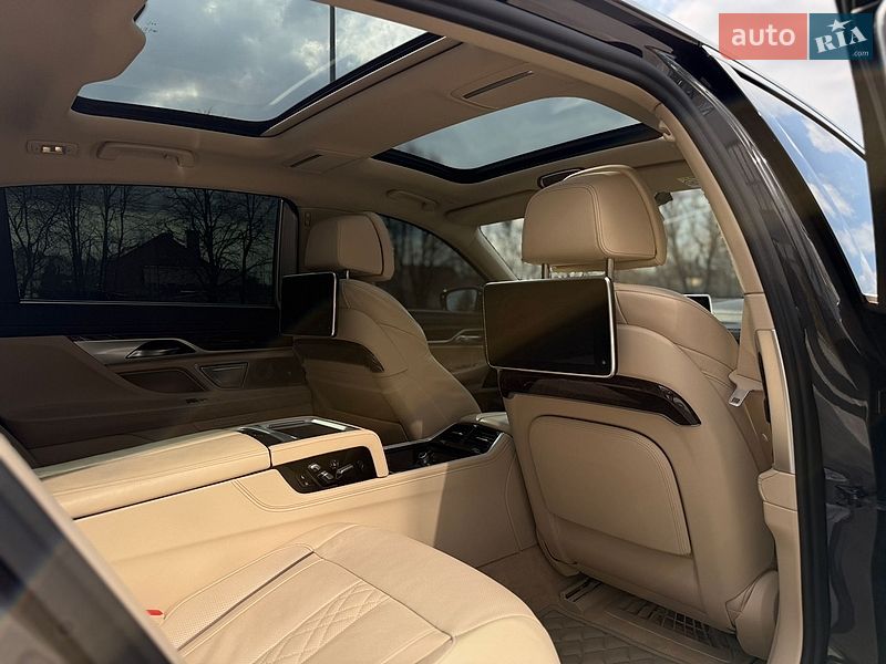 Седан BMW 7 Series 2020 в Вінниці