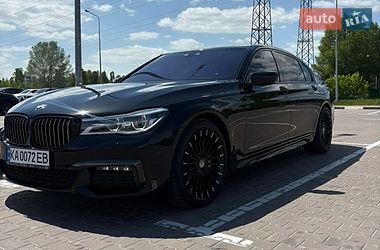 Седан BMW 7 Series 2015 в Вышгороде
