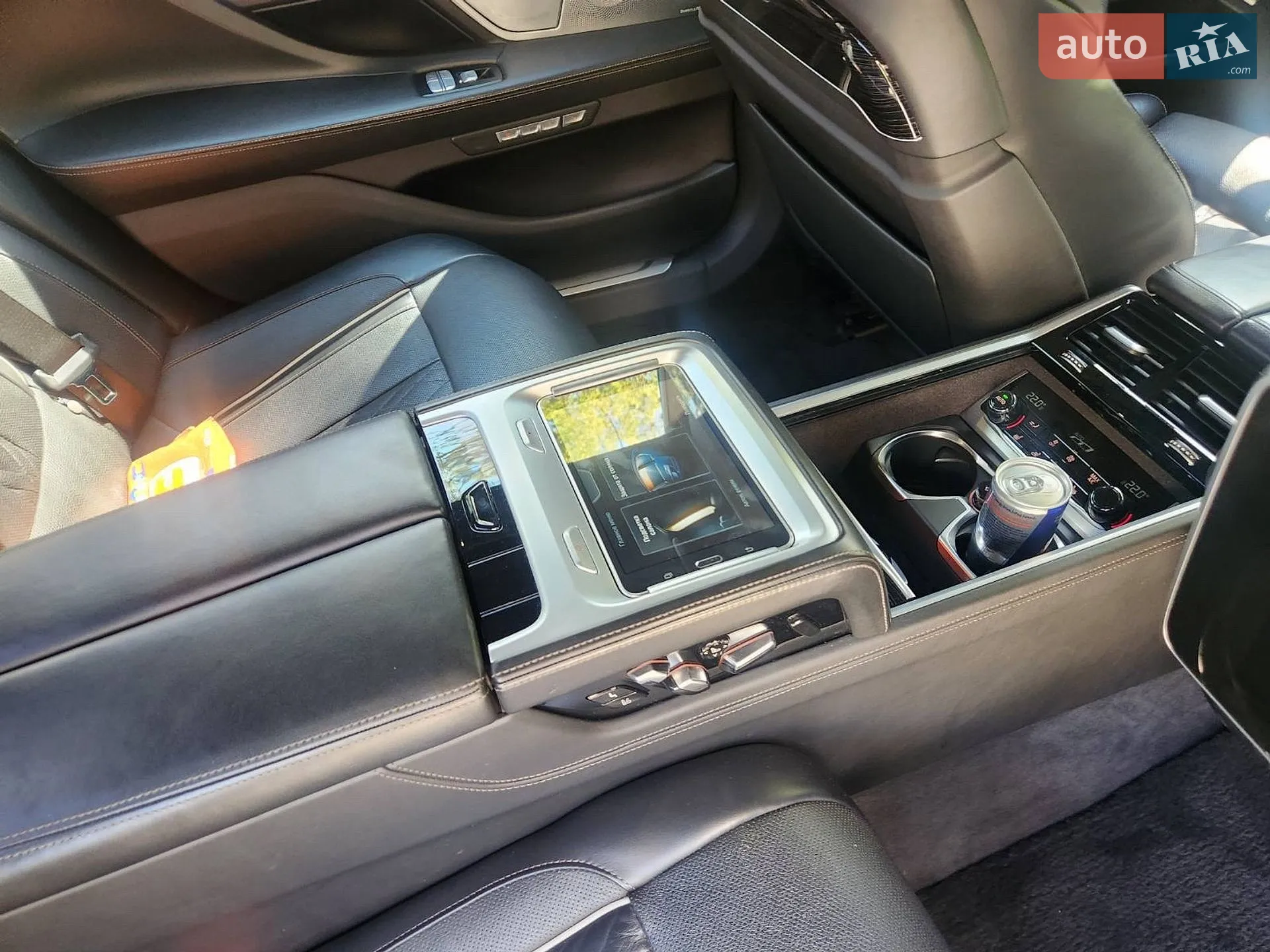 2017 BMW 7er - мініатюра 8