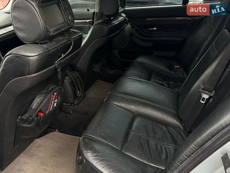 Седан BMW 7 Series 1995 в Луцке