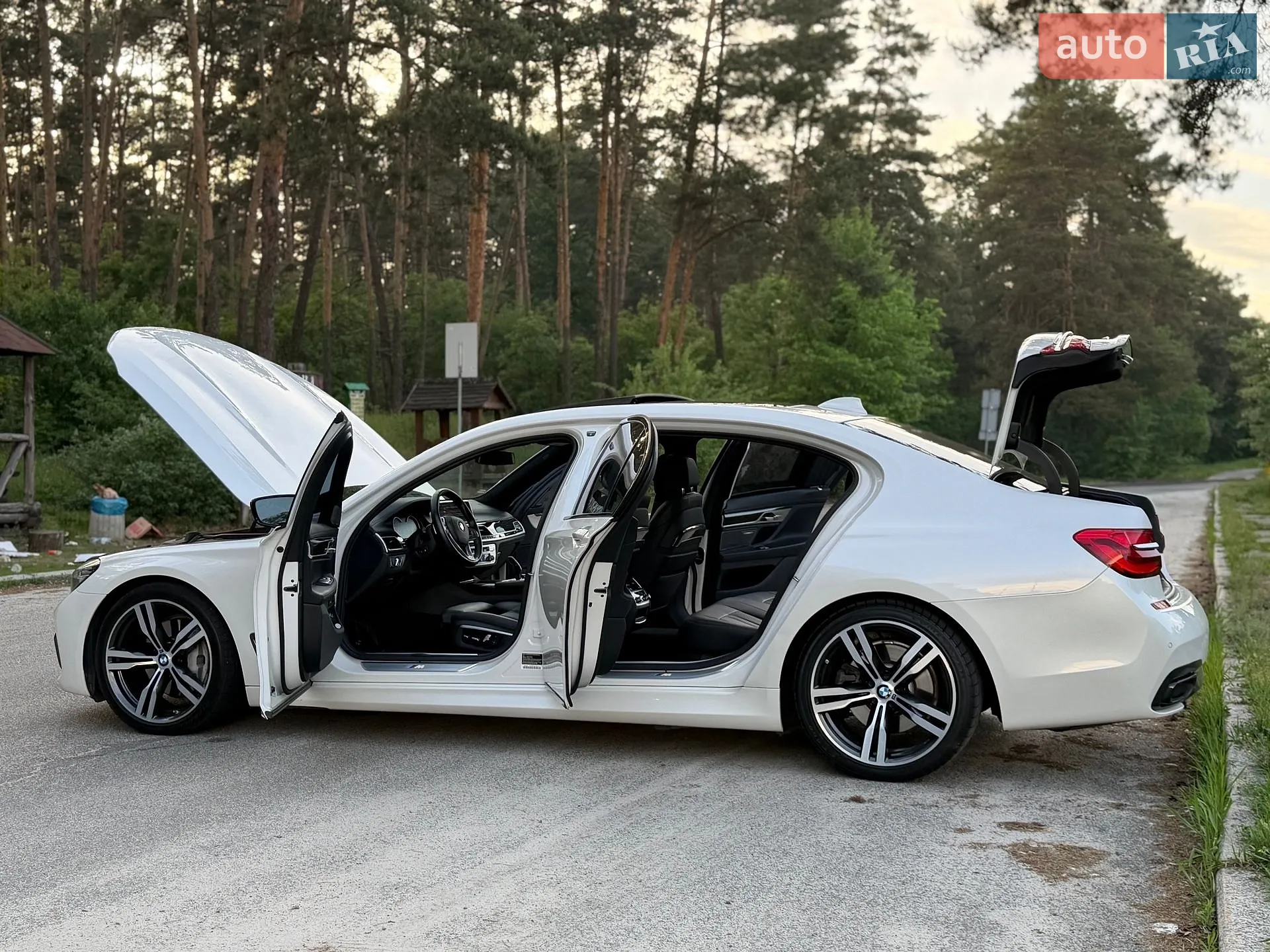 2016 BMW 7er - мініатюра 15