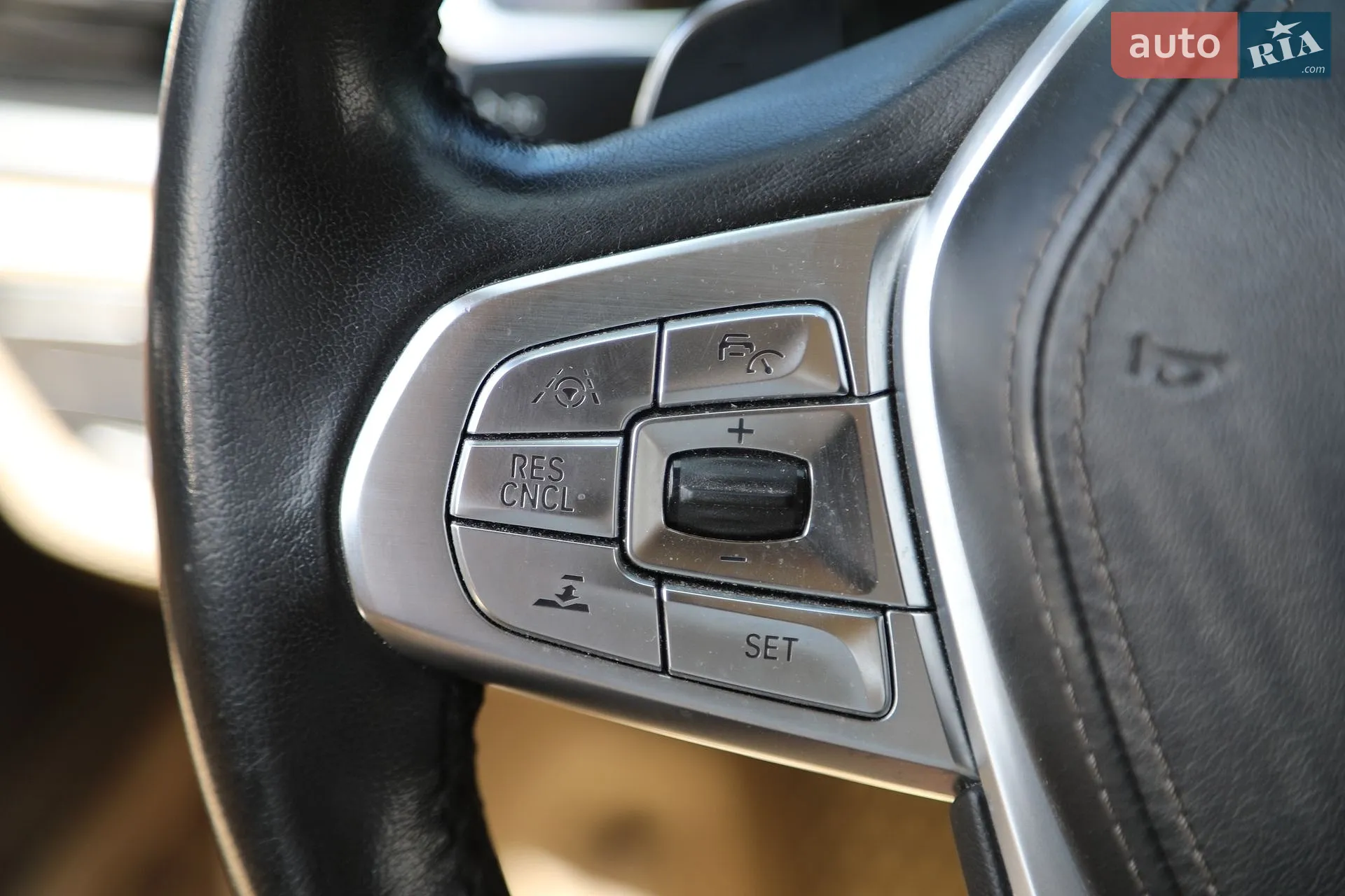 2015 BMW 7er - мініатюра 27