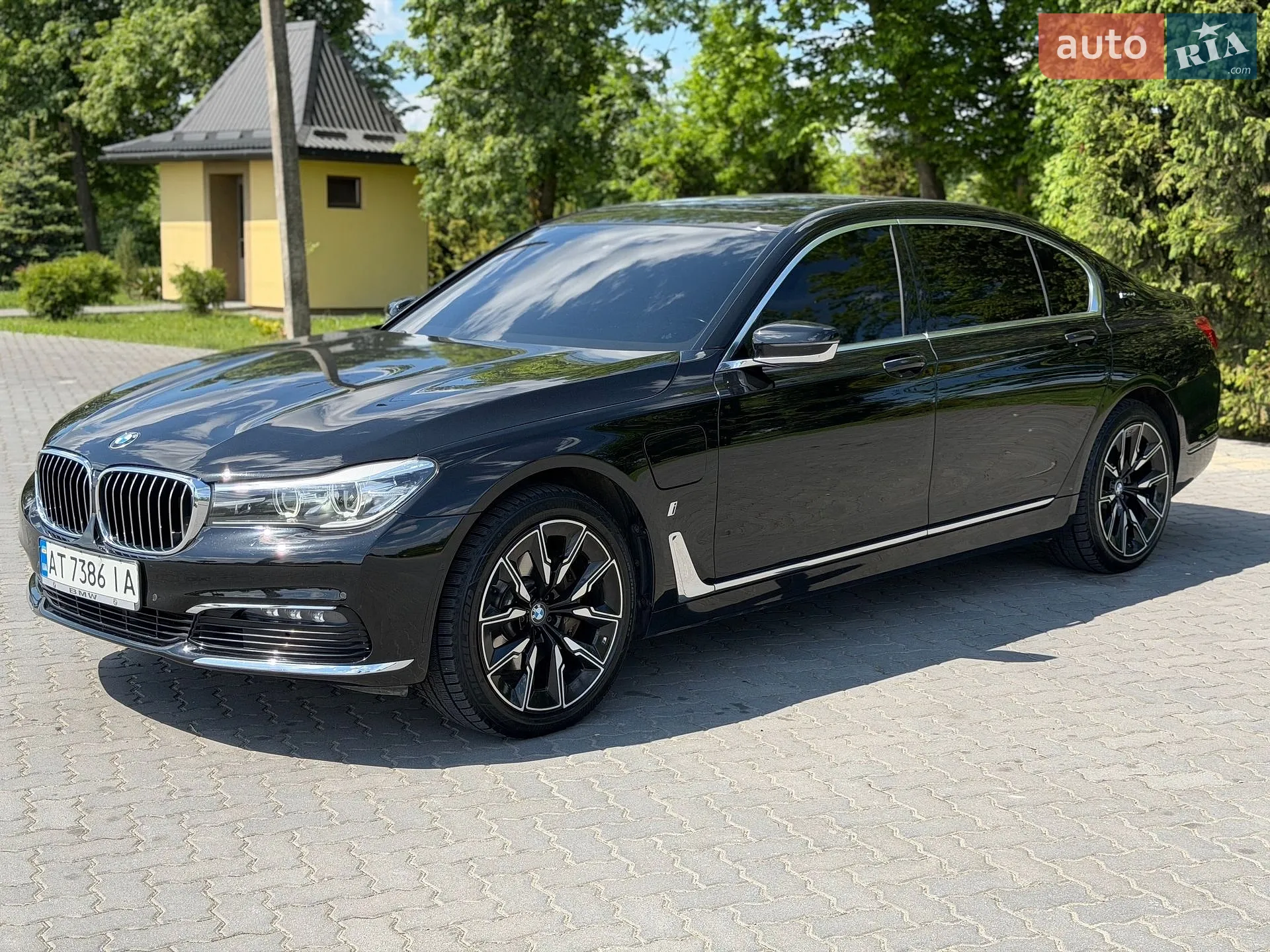 2017 BMW 7er - мініатюра 2