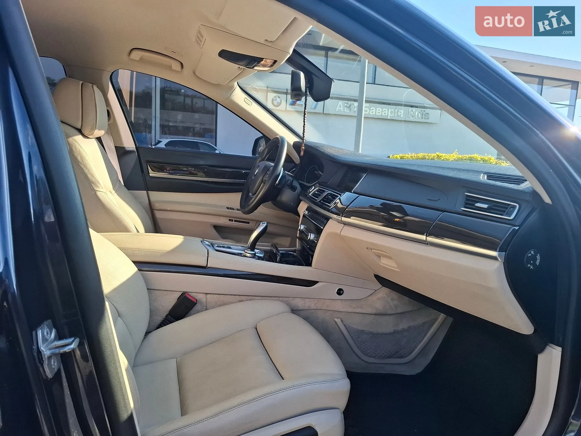 2012 BMW 7er - мініатюра 11