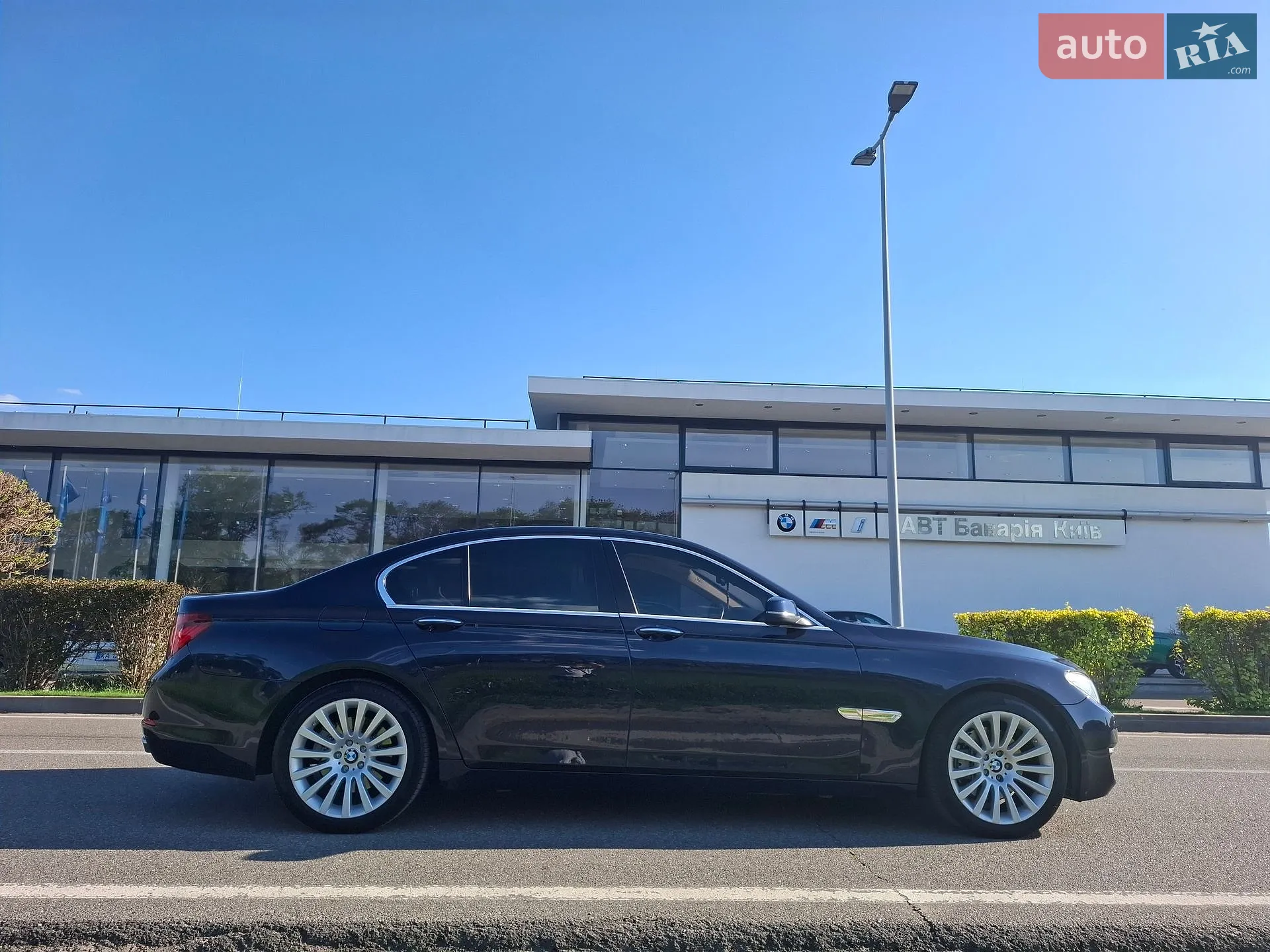 2012 BMW 7er - мініатюра 13