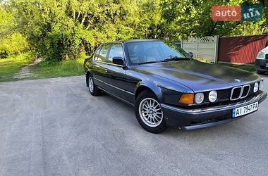 Седан BMW 7 Series 1990 в Киеве