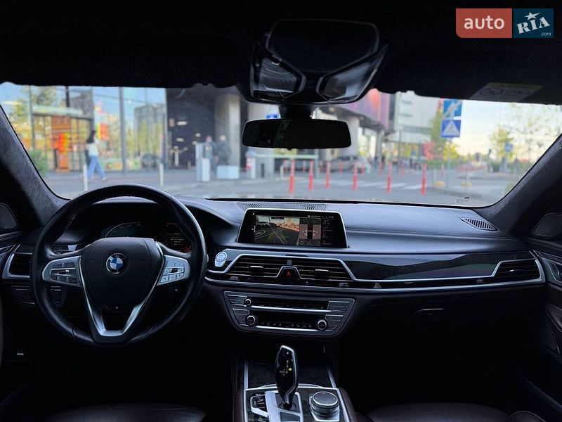 Седан BMW 7 Series 2019 в Киеве