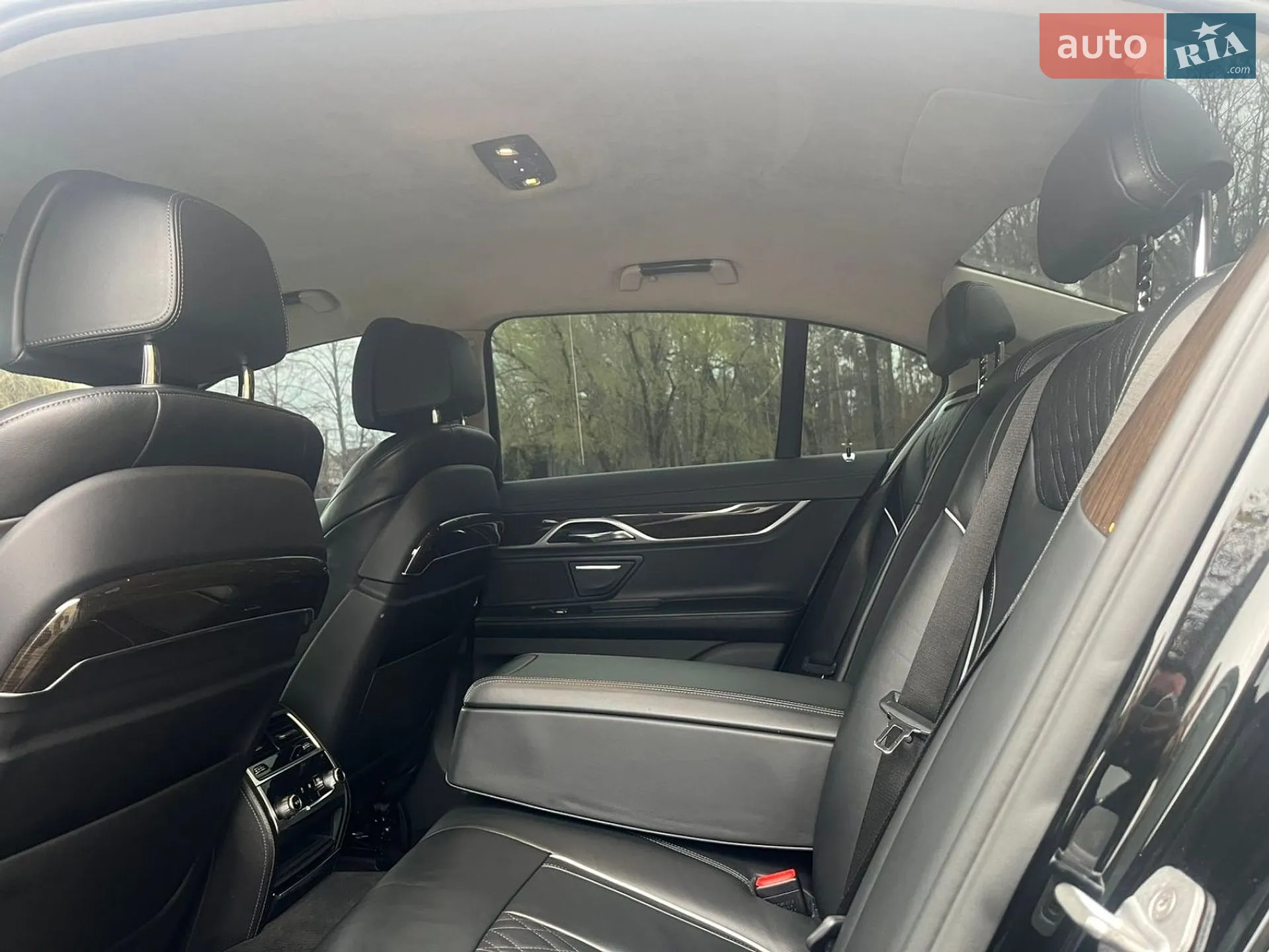 2016 BMW 7er - мініатюра 18