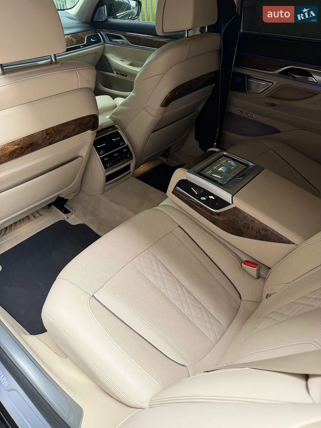 2016 BMW 7er - мініатюра 7