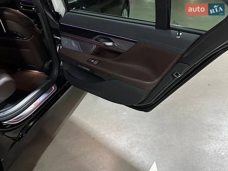 BMW 7 Series 2015 VIN WBA7F21040G382450 фото оголошення 15 з 80