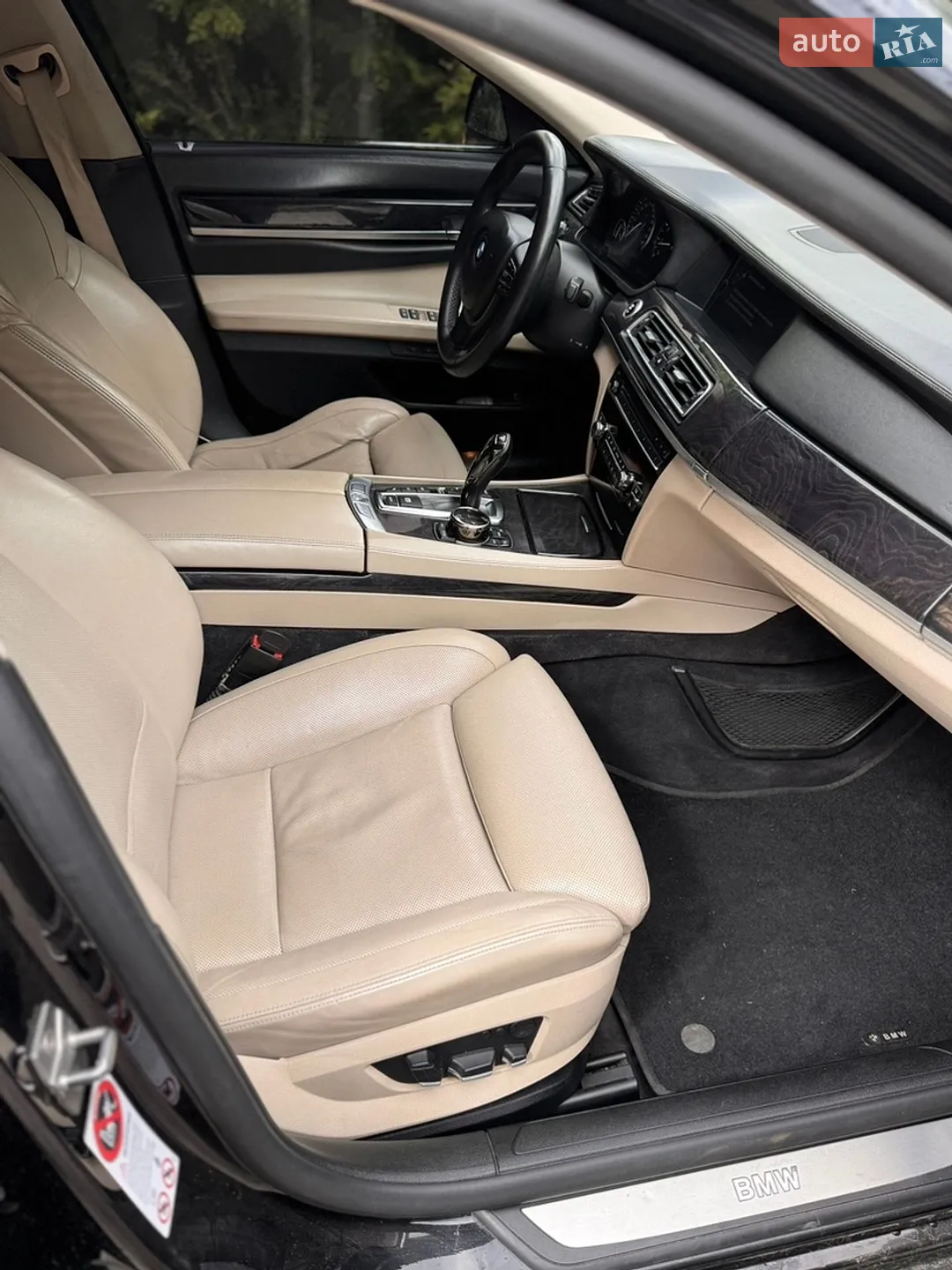 2011 BMW 7er - мініатюра 18