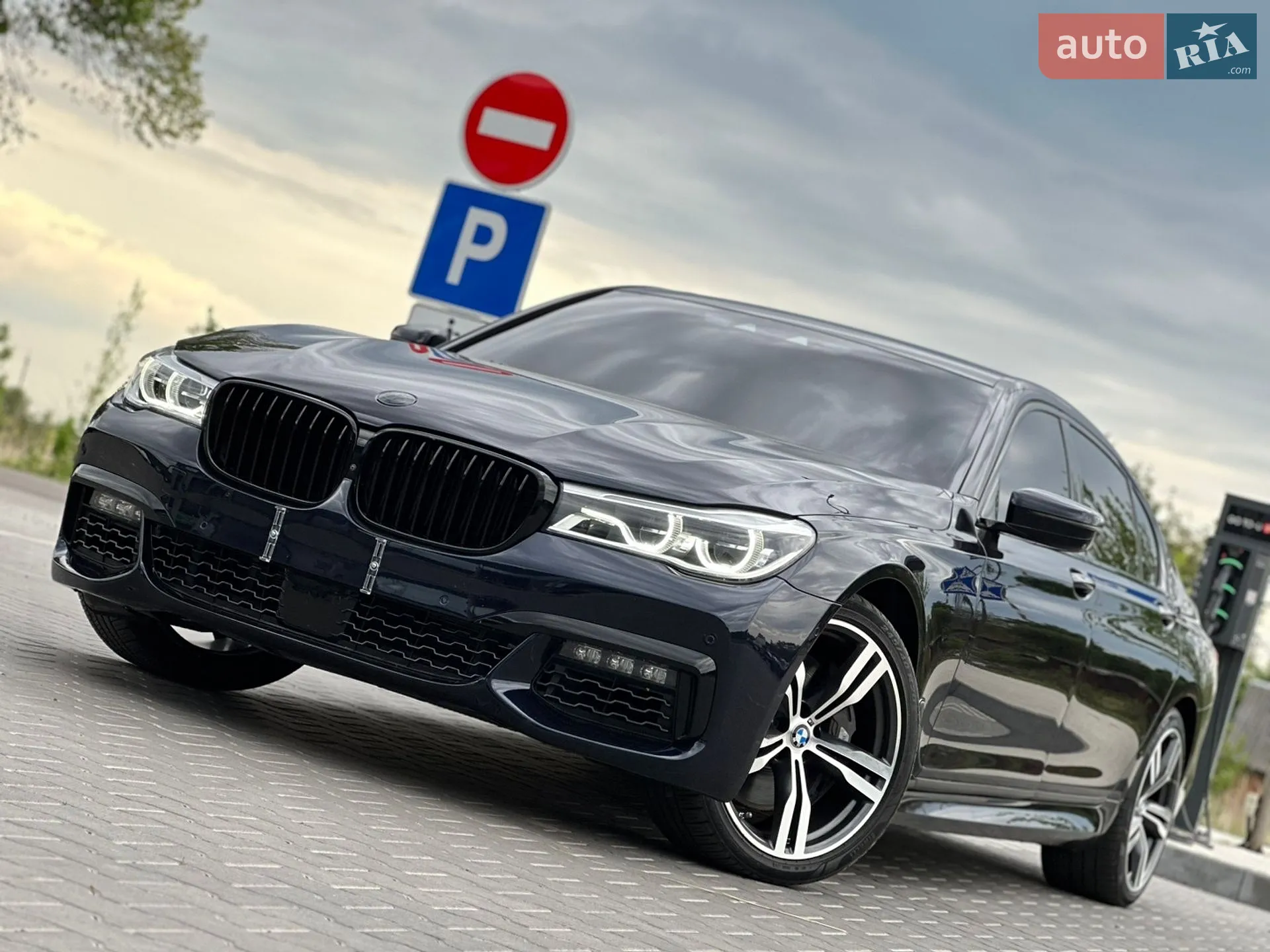 2016 BMW 7er - мініатюра 17