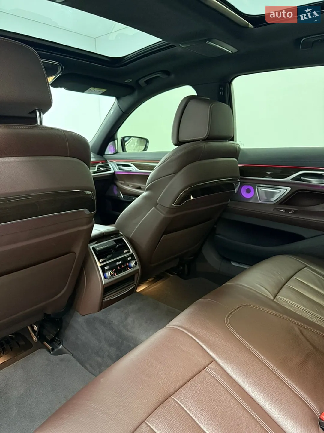 2020 BMW 7er - мініатюра 23