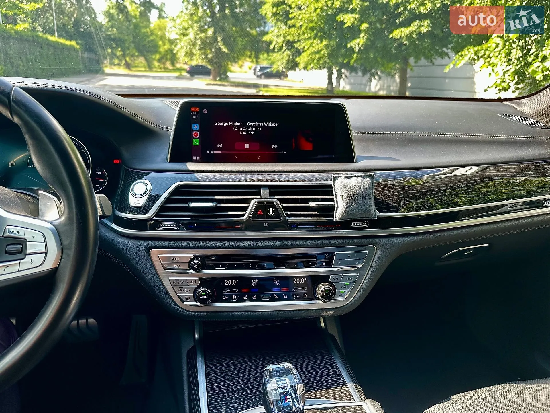 2016 BMW 7er - мініатюра 15