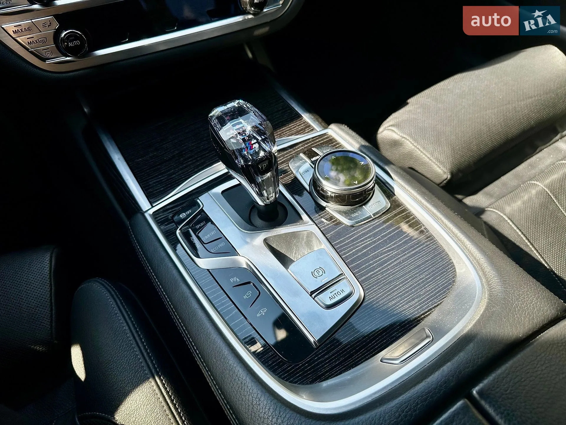 2016 BMW 7er - мініатюра 16