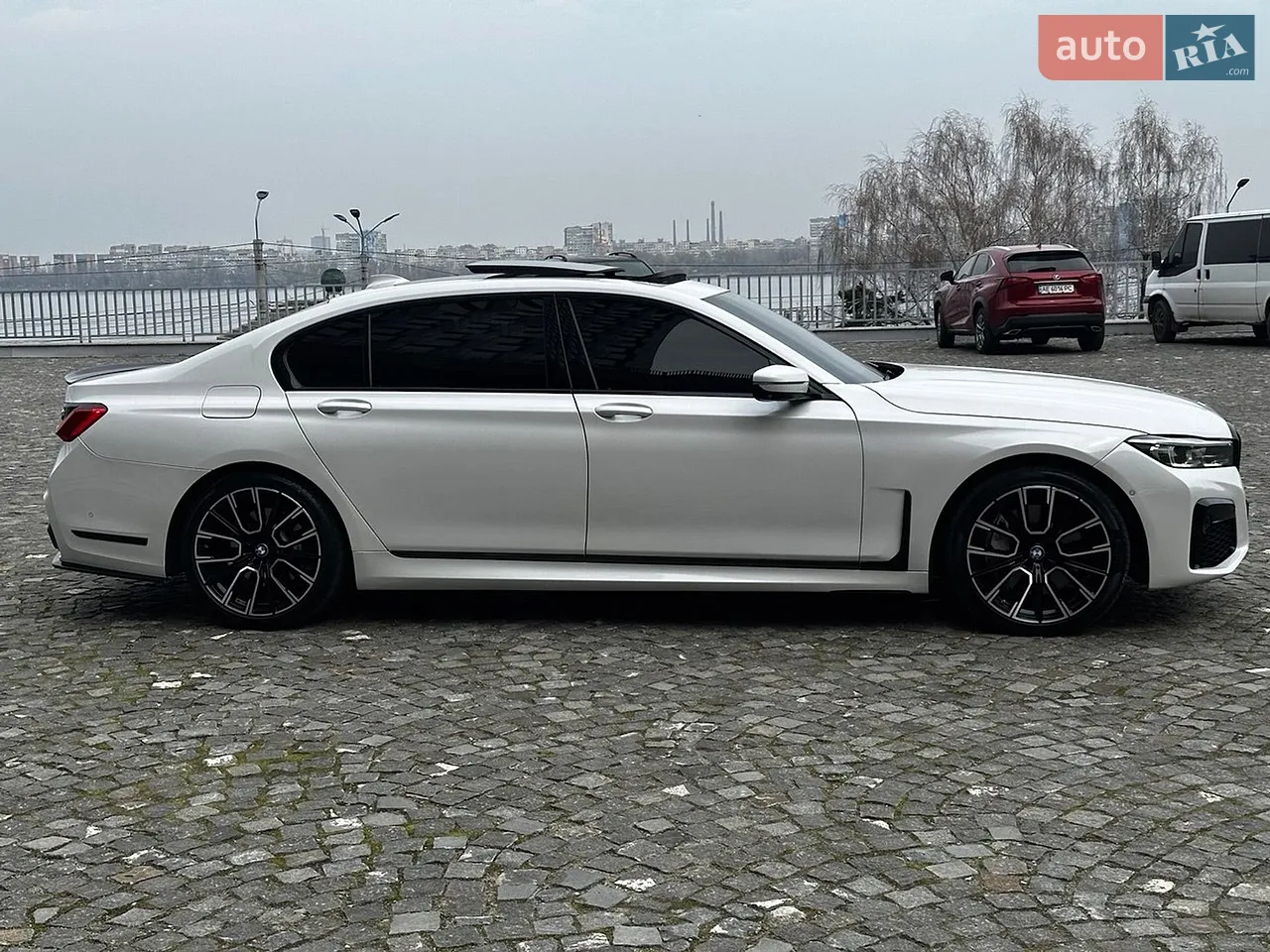2017 BMW 7er - мініатюра 30