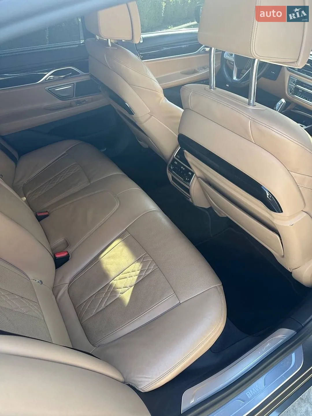 2016 BMW 7er - мініатюра 15