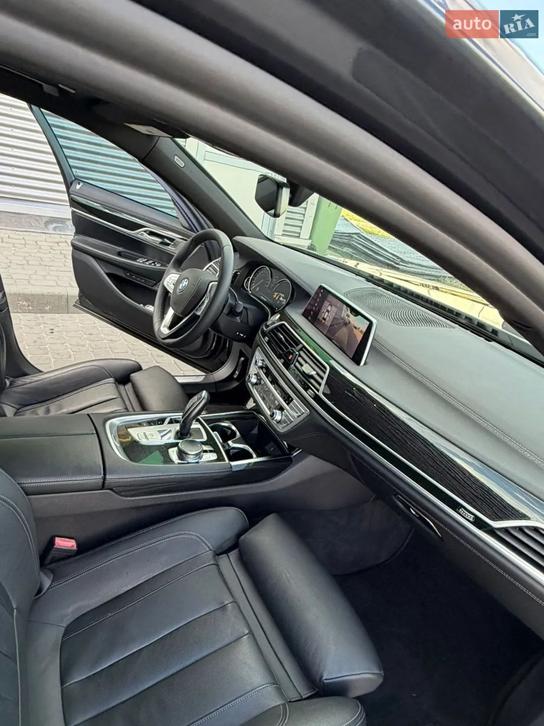 2018 BMW 7er - мініатюра 18