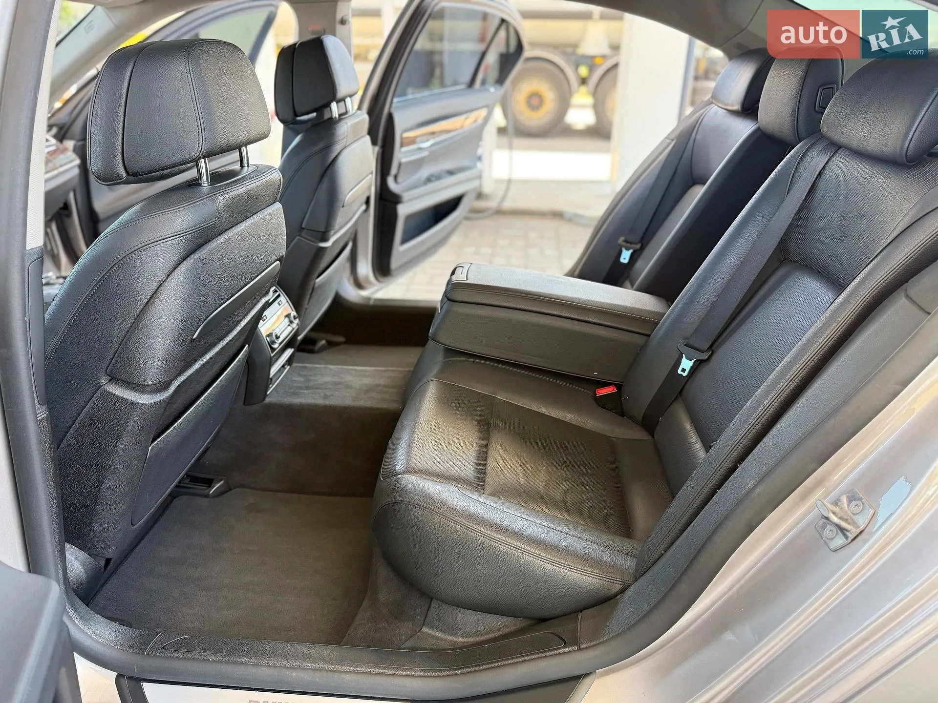 2015 BMW 7er - мініатюра 34