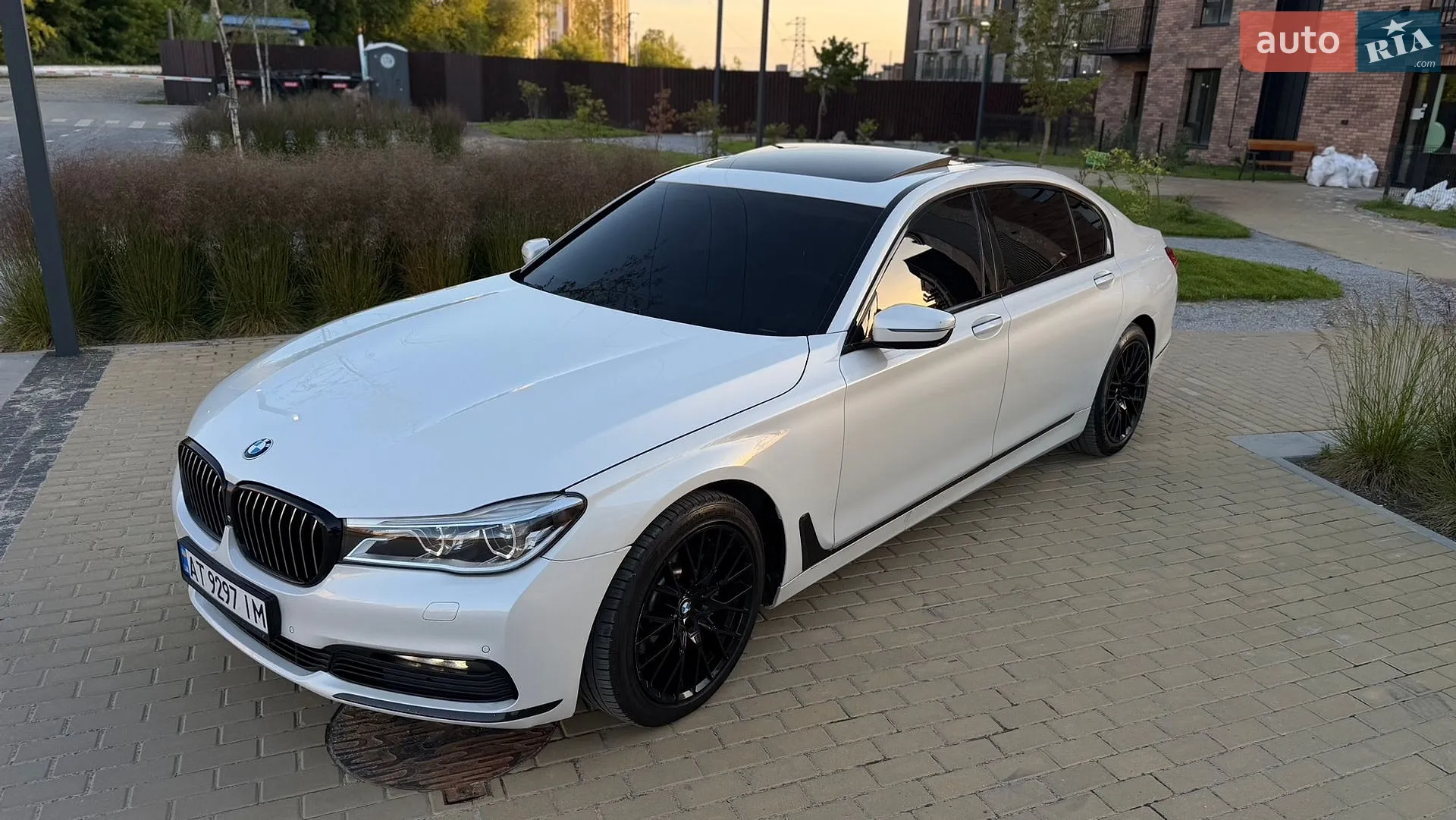2015 BMW 7er - мініатюра 22