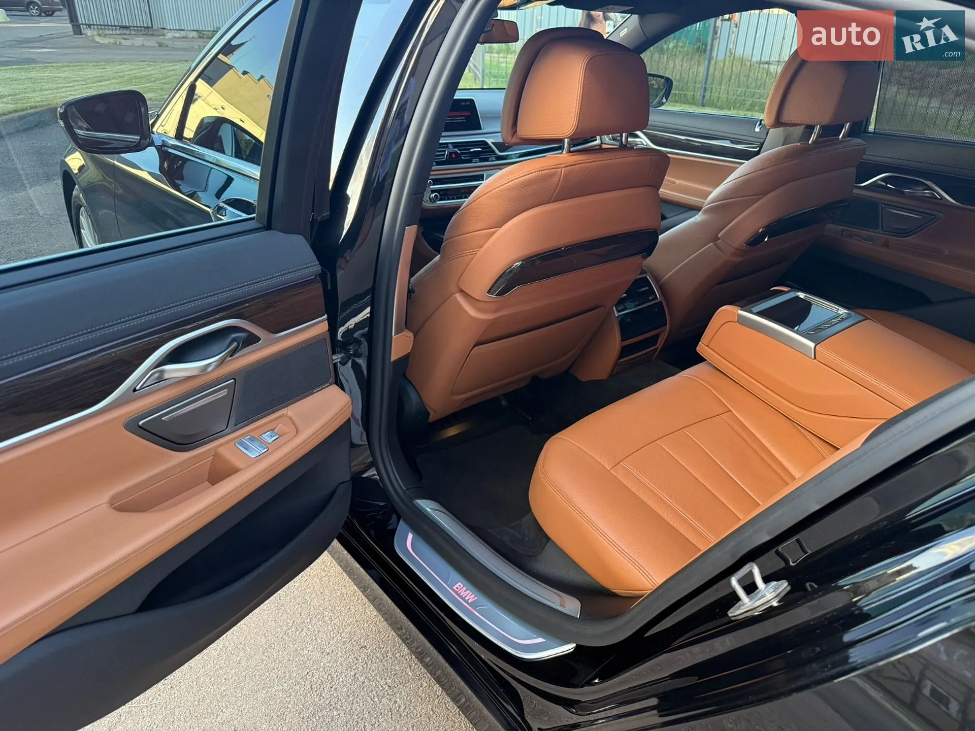 2017 BMW 7er - мініатюра 26