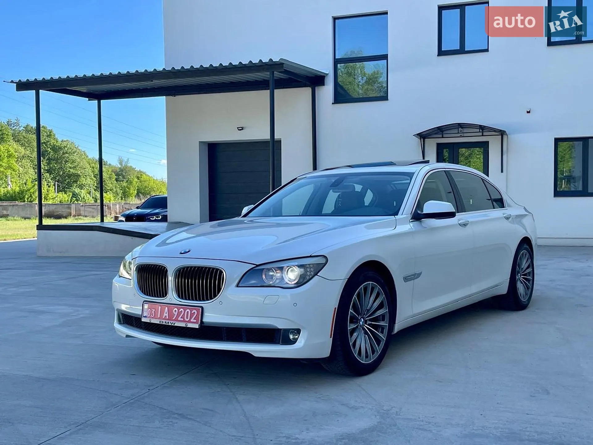 2012 BMW 7er - мініатюра 2
