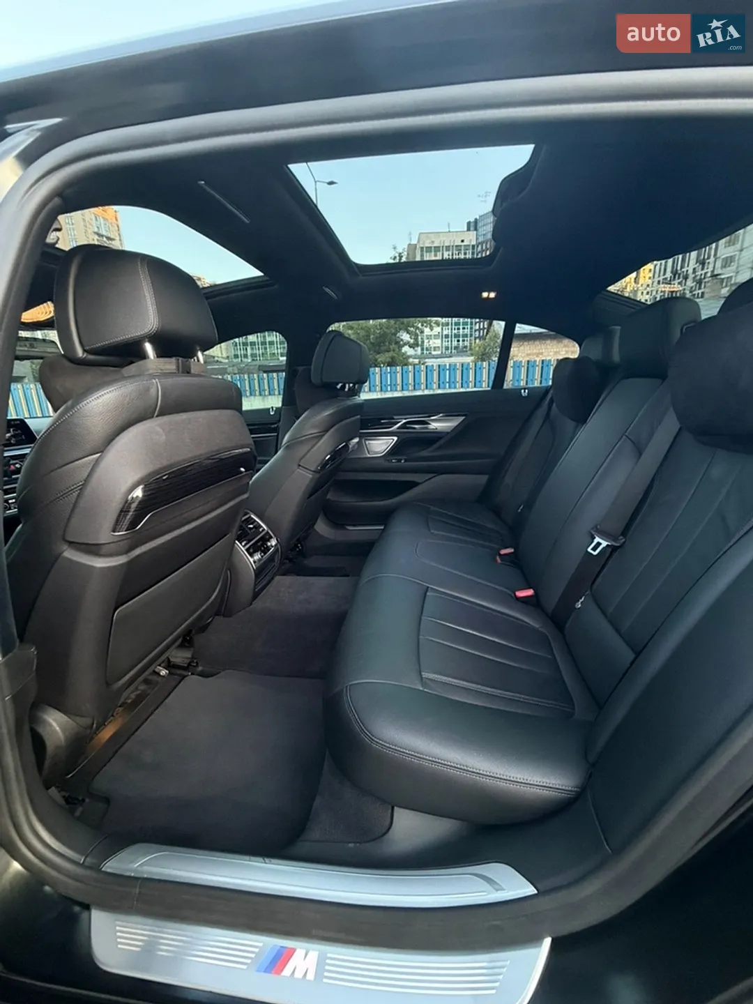 2018 BMW 7er - мініатюра 18