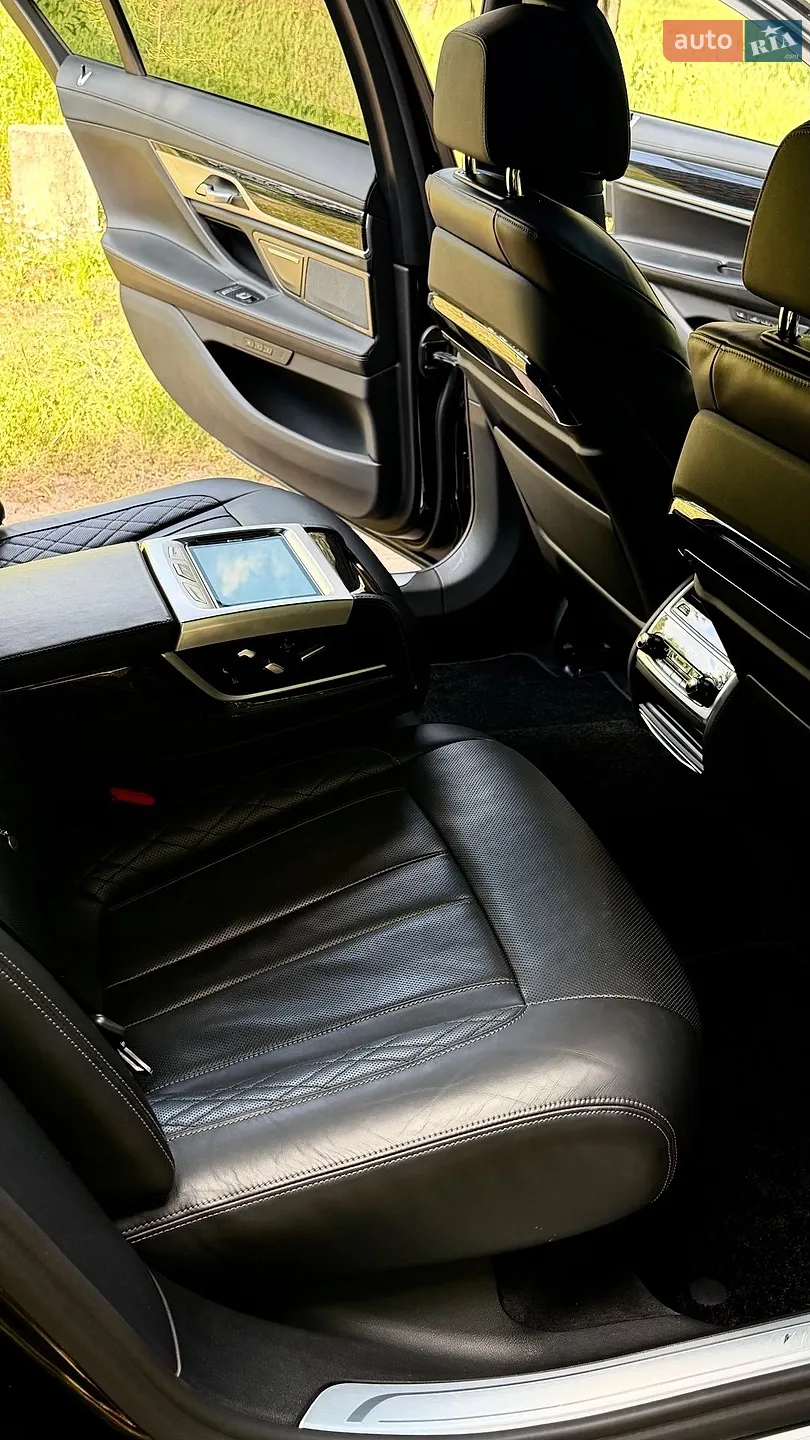 2020 BMW 7er - мініатюра 69