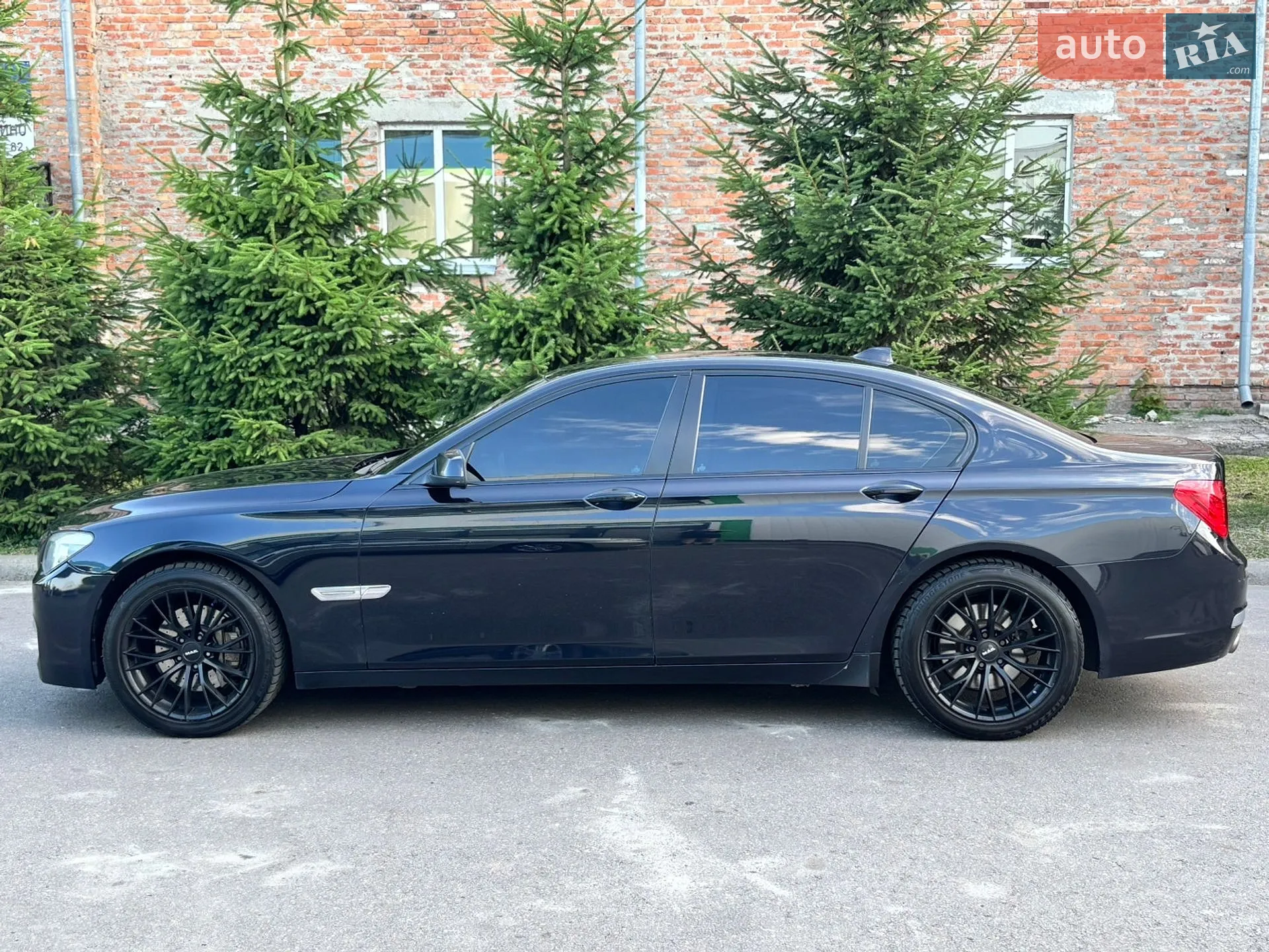 2010 BMW 7er - мініатюра 7