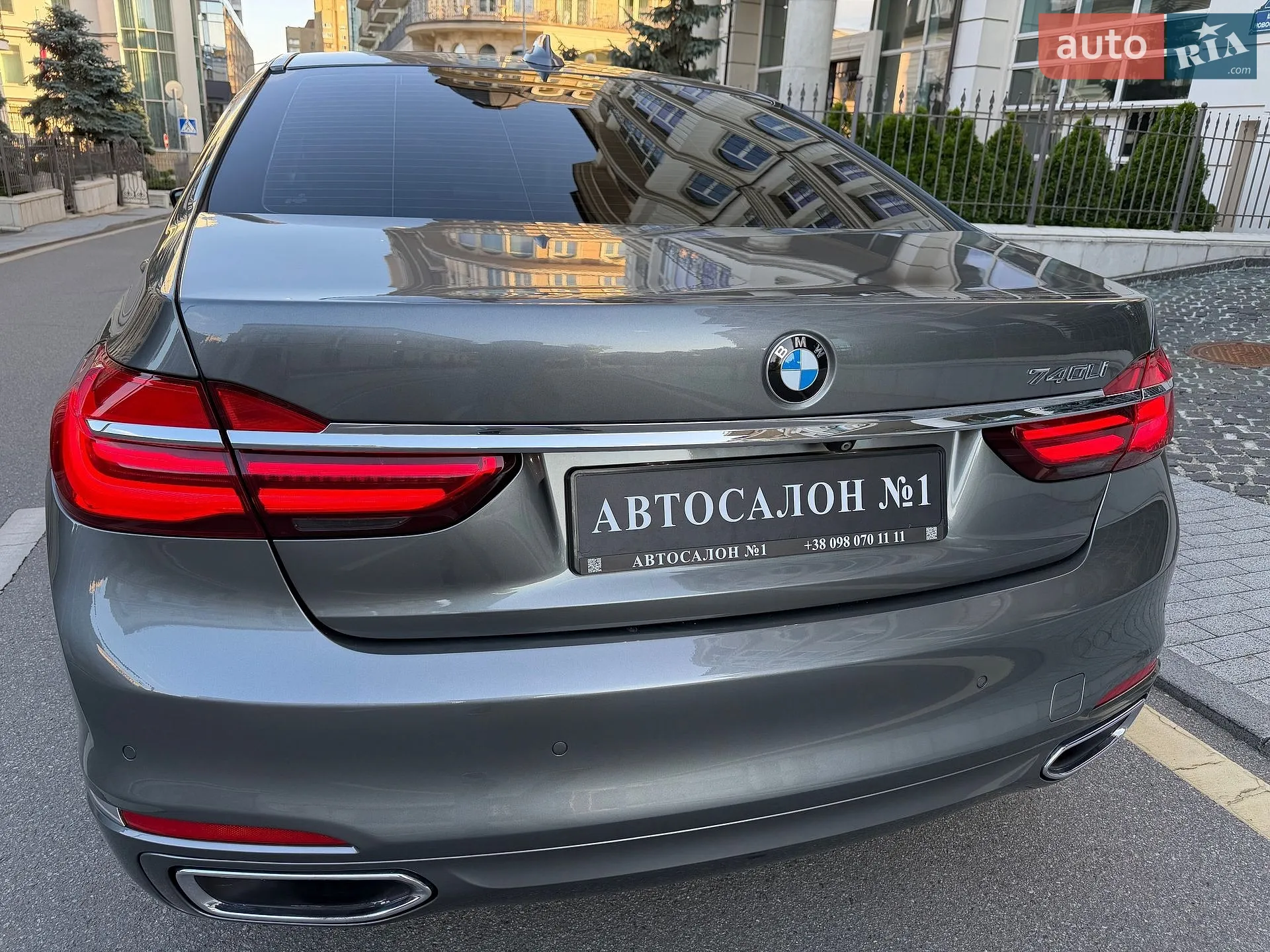 2017 BMW 7er - мініатюра 8
