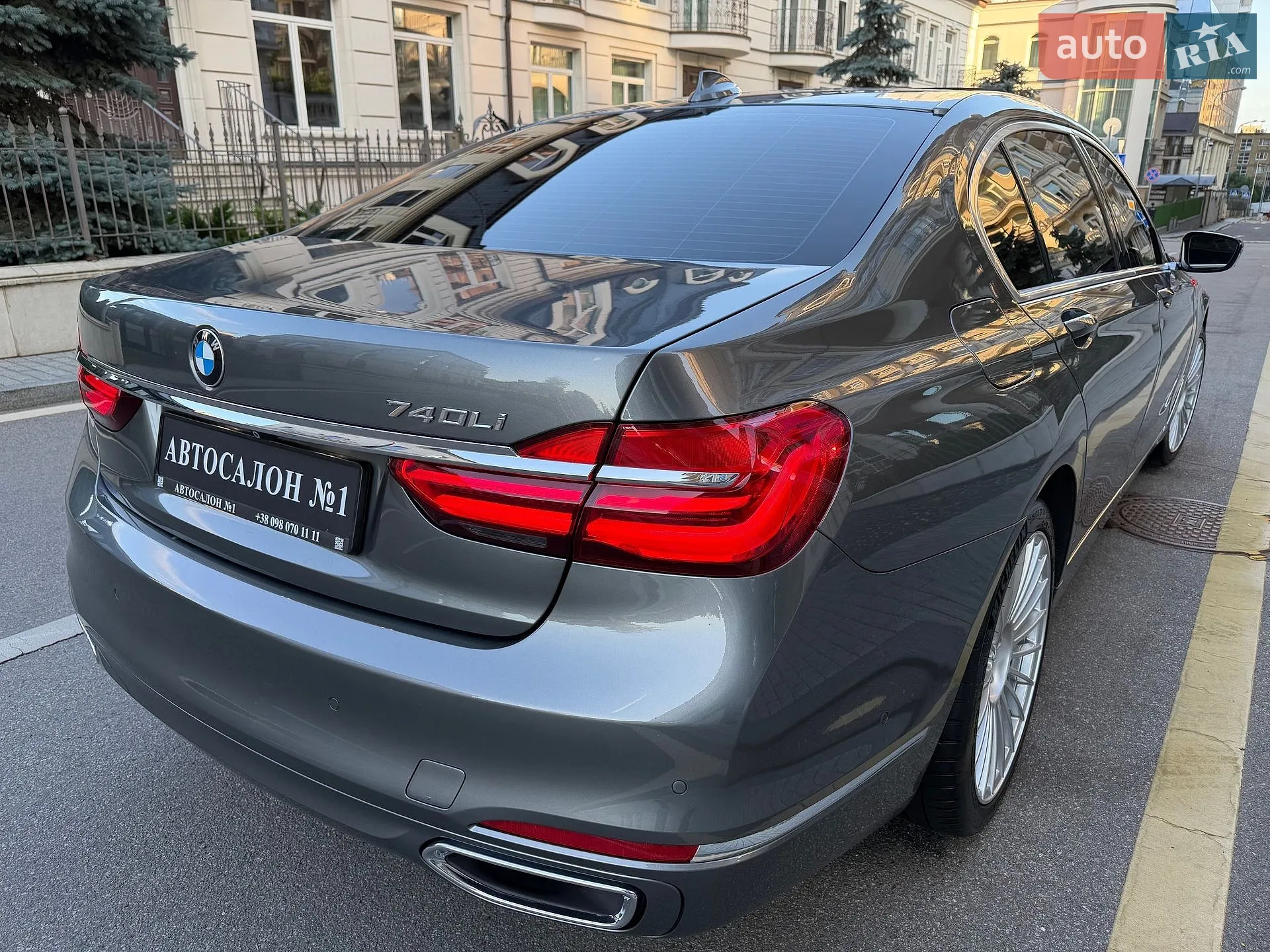 2017 BMW 7er - мініатюра 12
