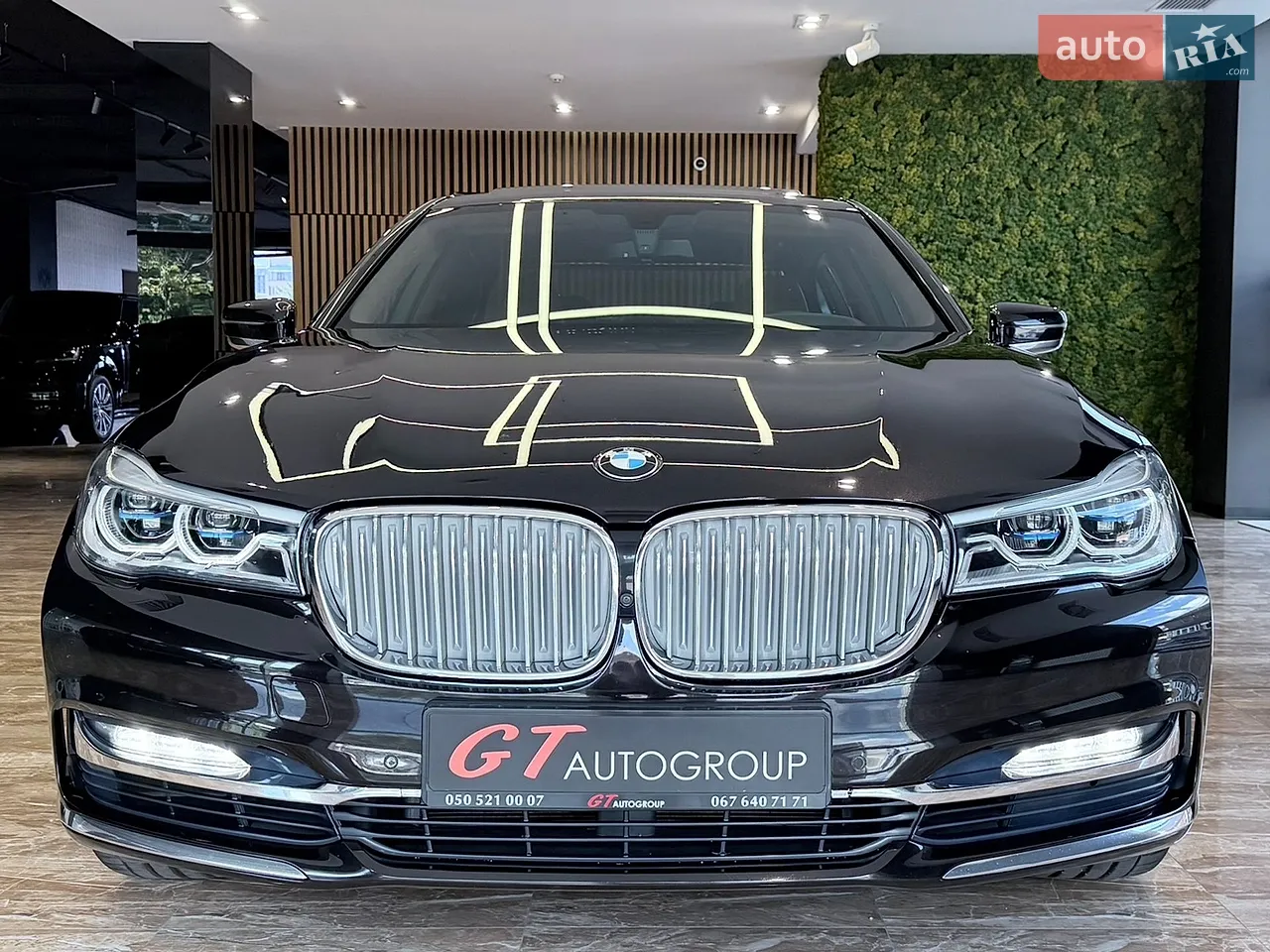 BMW 7 Series 2016 photo 2