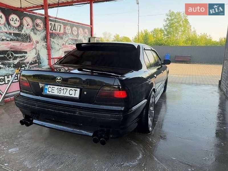Седан BMW 7 Series 1996 в Черновцах