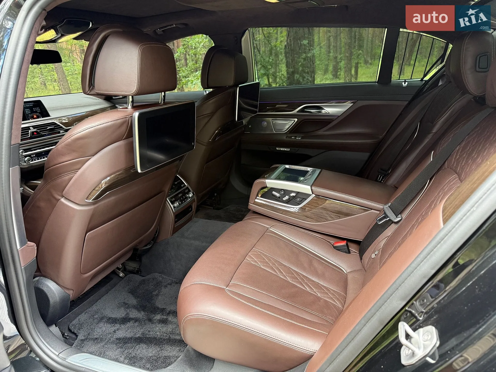 2017 BMW 7er - мініатюра 20