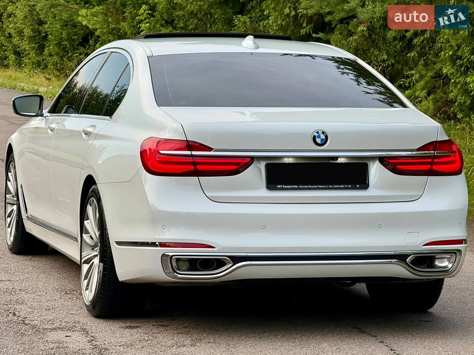 2017 BMW 7er - мініатюра 11
