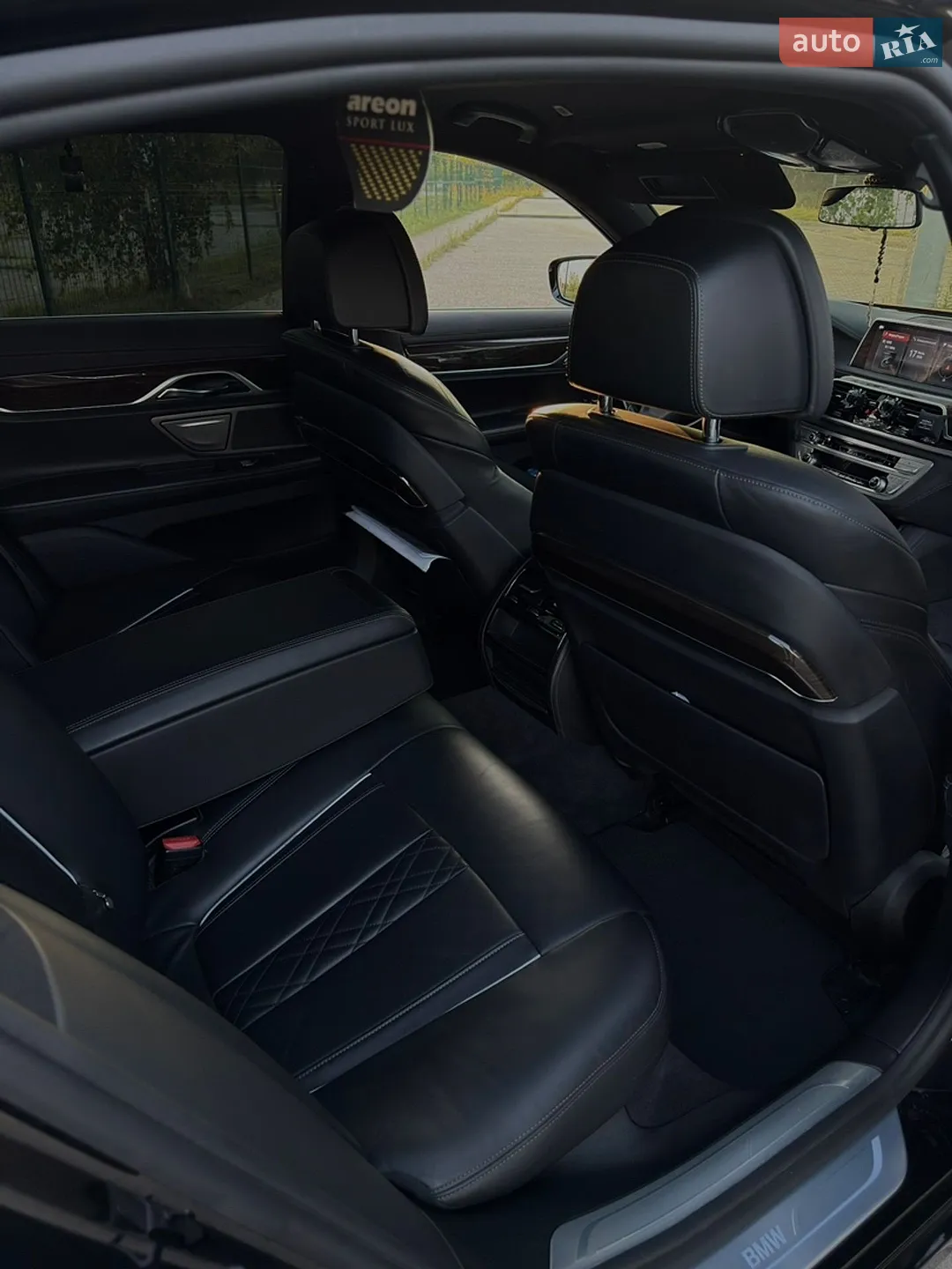 2015 BMW 7er - мініатюра 10