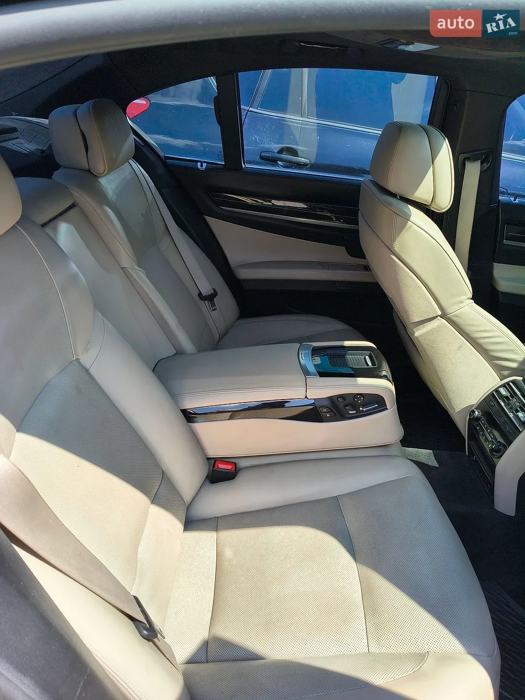 2010 BMW 7er - мініатюра 23
