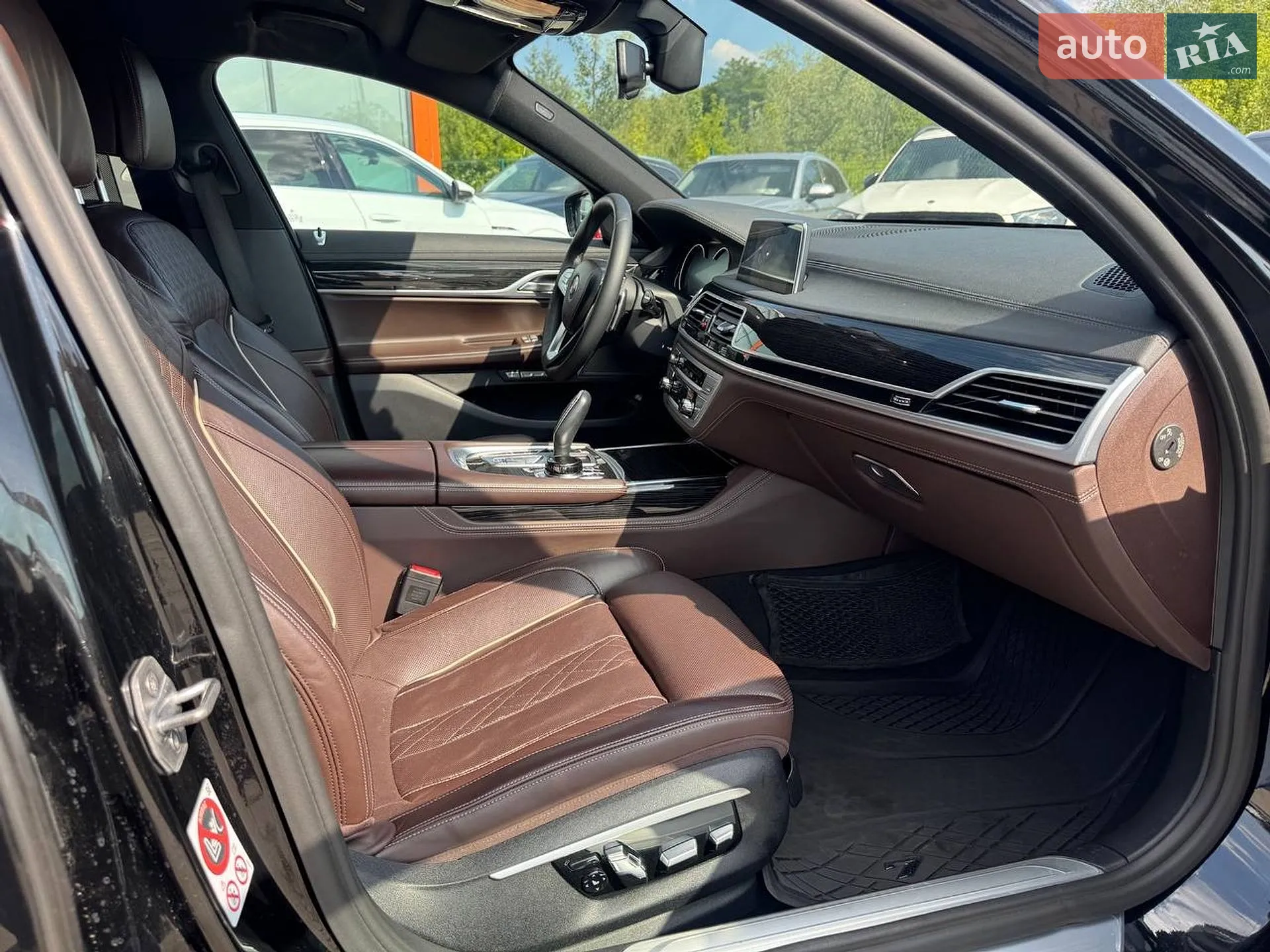 2017 BMW 7er - мініатюра 10