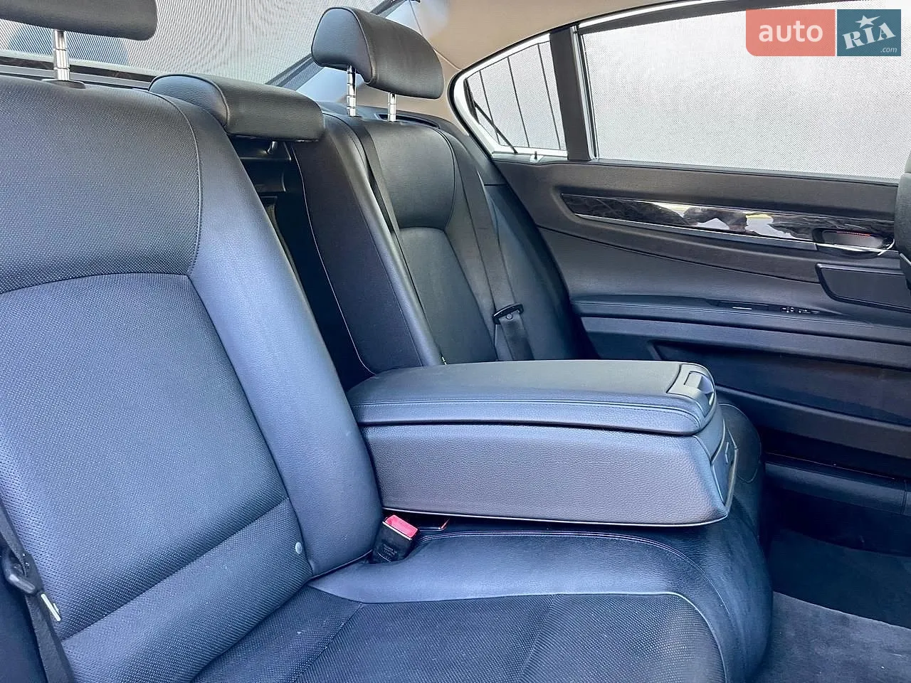 2012 BMW 7er - мініатюра 26