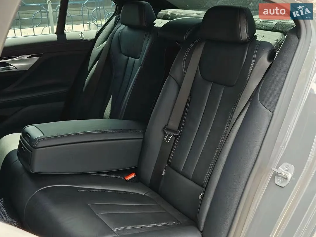 2020 BMW 7er - мініатюра 21