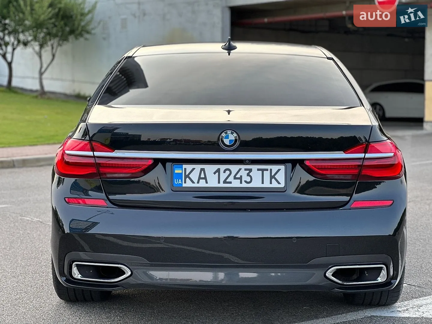 2017 BMW 7er - мініатюра 17