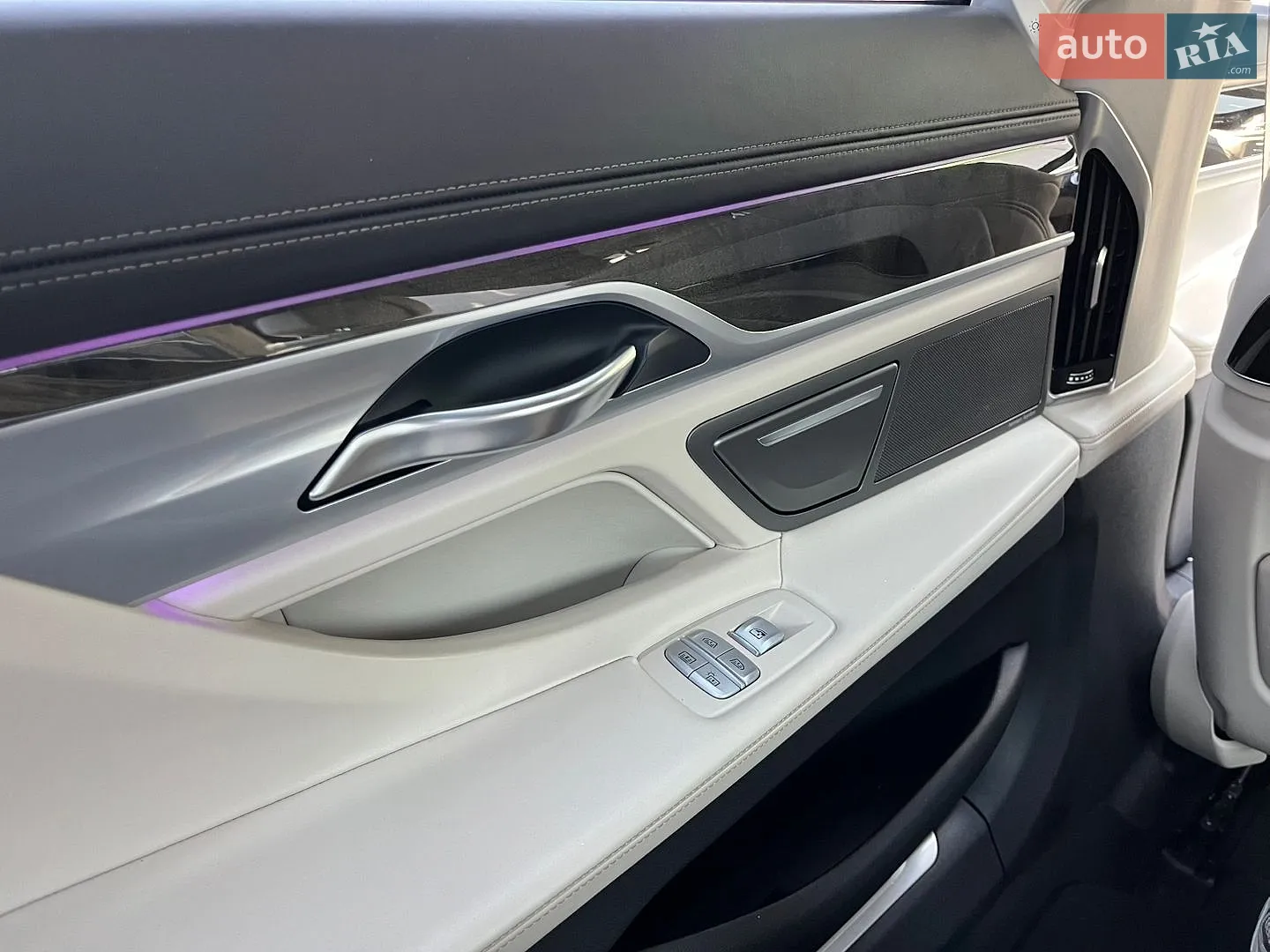 2016 BMW 7er - мініатюра 20